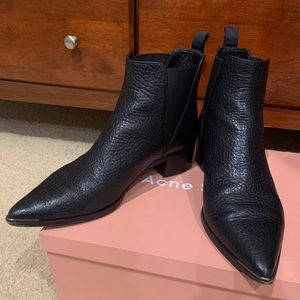 Acne studios Jensen booties